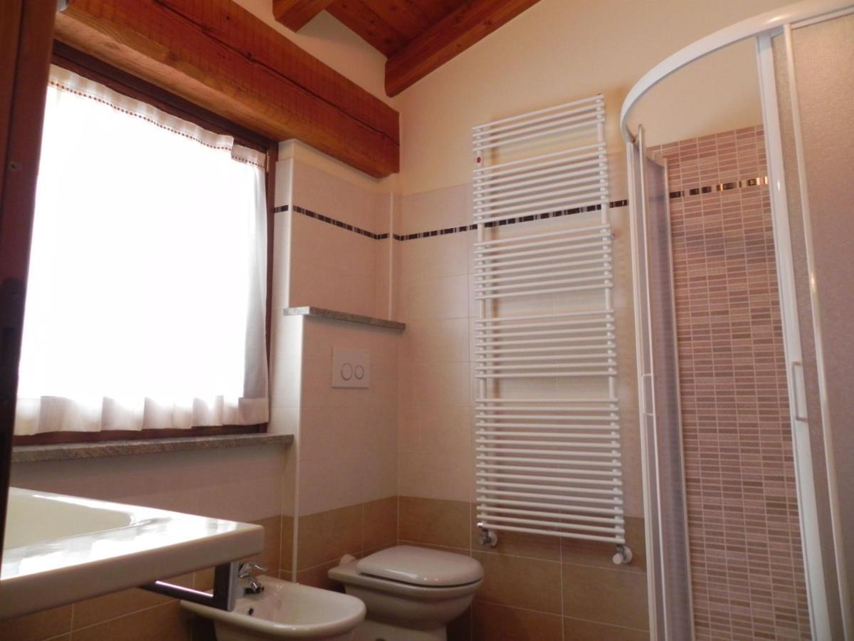 Villa Americana Chambres D'Hotes Champoluc Zimmer foto